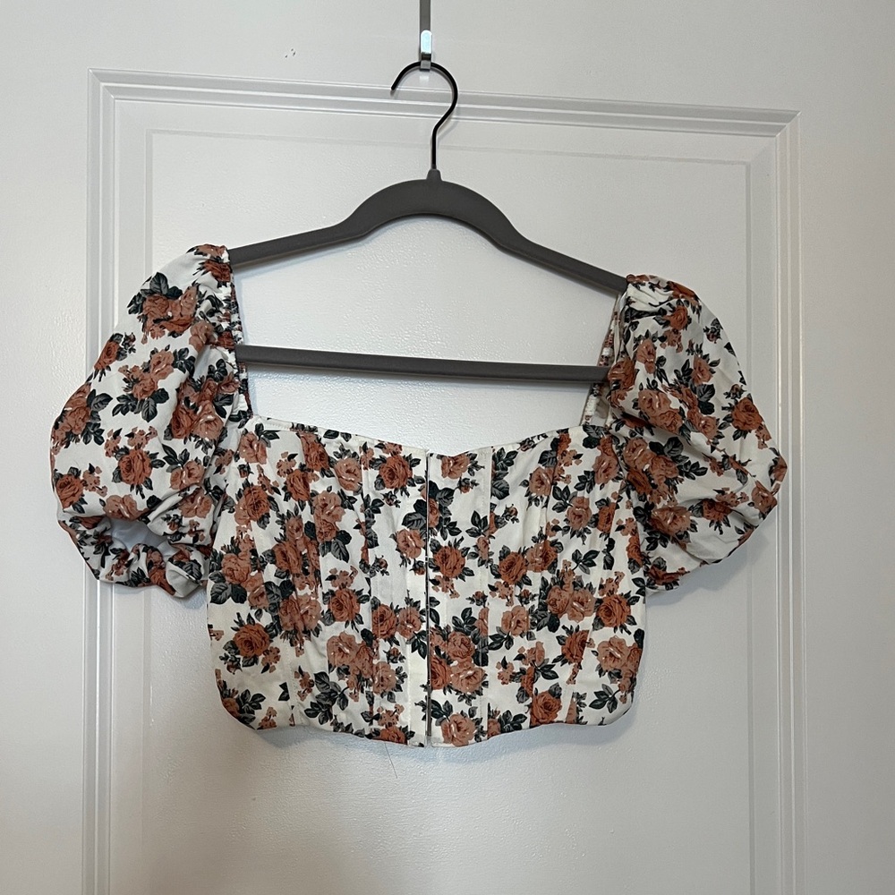 Floral Puff Sleeve Crop Blouse